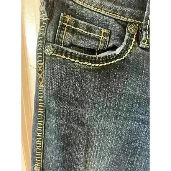 Silver Jeans Aiko Bootcut Size 25/L 31 dark wash inseam 28" - Picture 5 of 8